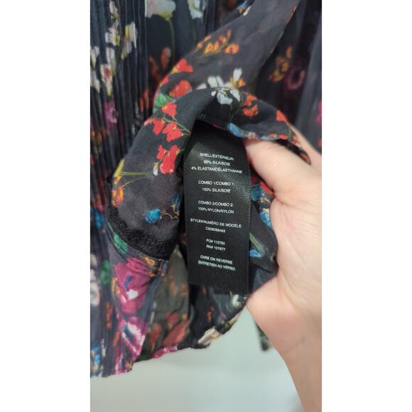 Alice + Olivia Angeline Silk Pintuck Floral Blouse - Picture 5 of 6
